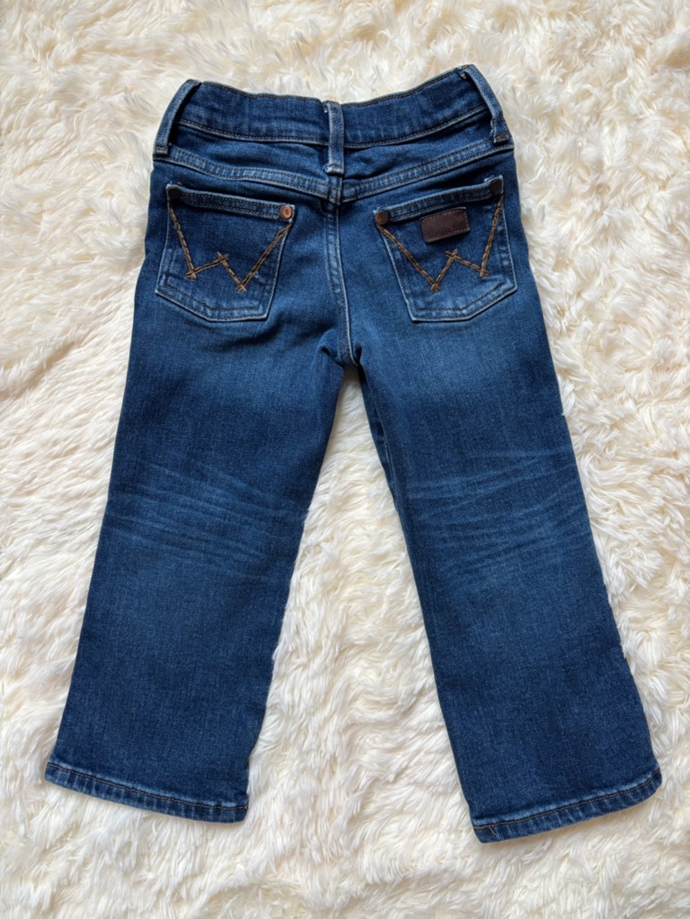 Wrangler Retro Relaxed Boot Jeans Kids Size 4 Reg Medium Wash Denim